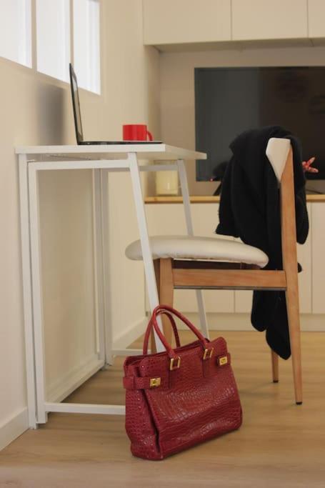 Le Cocoon - Appartement Dans Maison Du Xviieme Siecle Fougères エクステリア 写真