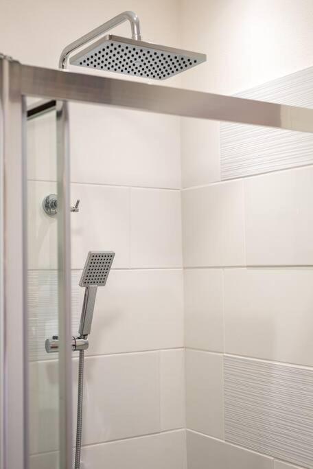 Le Cocoon - Appartement Dans Maison Du Xviieme Siecle Fougères エクステリア 写真