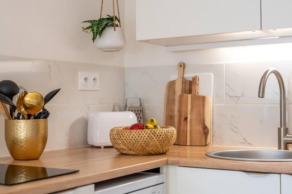 Le Cocoon - Appartement Dans Maison Du Xviieme Siecle Fougères エクステリア 写真